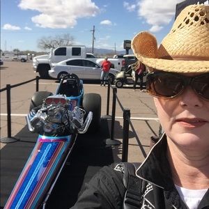 Meet your Posher, Leanne